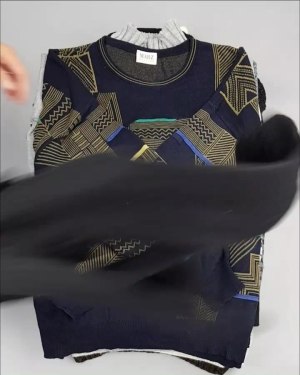 Фотография  494 - Джемпер муж+жен экстра#15 кг , Лот№2612 оптом в Сочи и Краснодарском крае