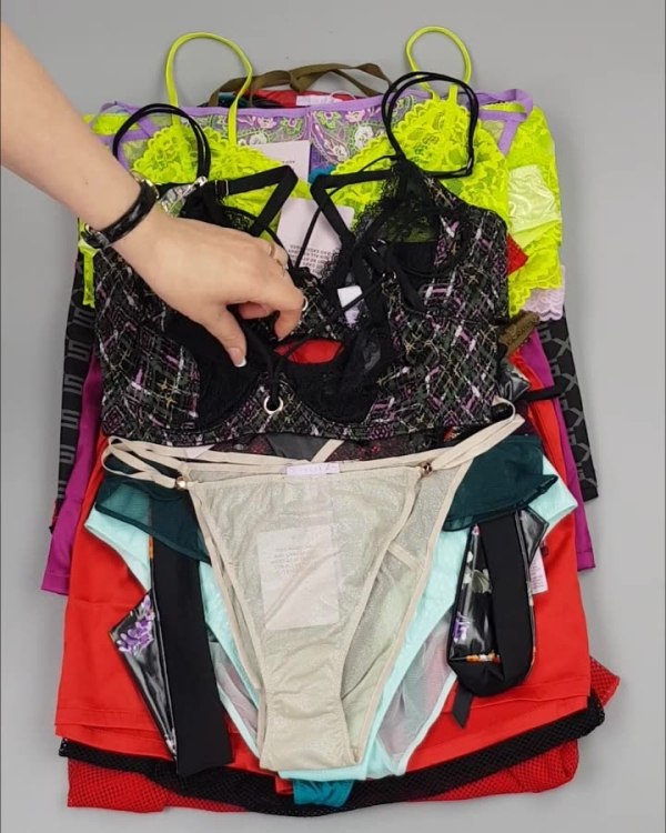 Фотография  330 - Нижнее белье Savage#50 шт, ЛОТ №4036 оптом в Сочи и Краснодарском крае