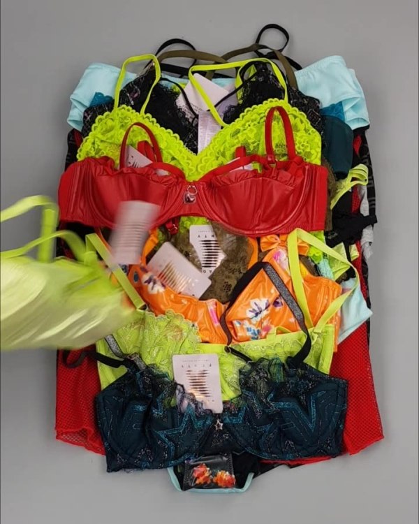 Фотография  893 - Нижнее белье Savage#57 шт, ЛОТ №4043 оптом в Сочи и Краснодарском крае