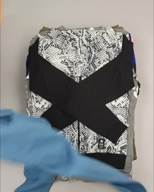 Фотография  416 - CIRCUS mix #13 кг, ЛОТ №4257 оптом в Сочи и Краснодарском крае