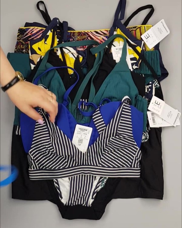 Фотография  488 - Купальники Chantelle#30 шт, ЛОТ №4410 оптом в Сочи и Краснодарском крае