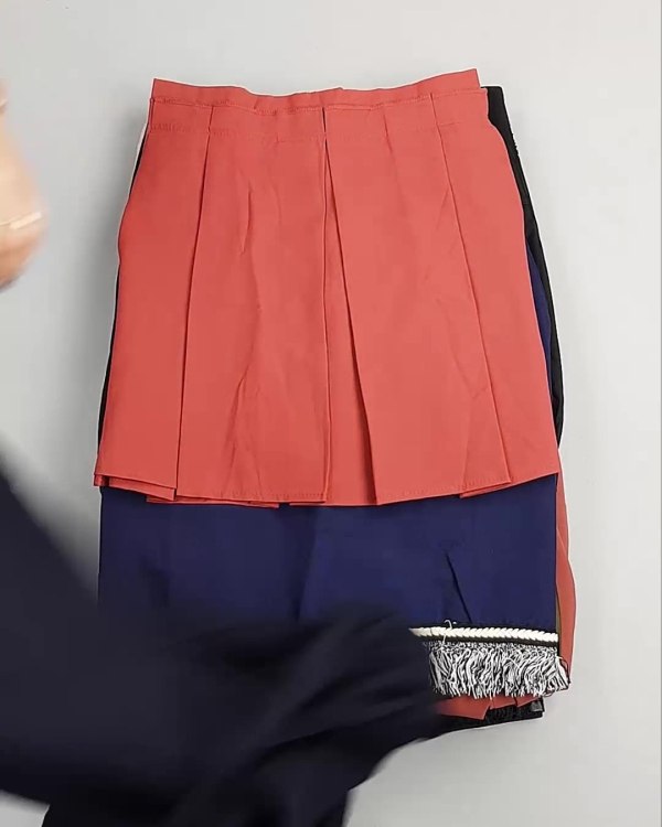 Фотография  555 - Юбки Корея#20 шт, ЛОТ №5062 оптом в Сочи и Краснодарском крае