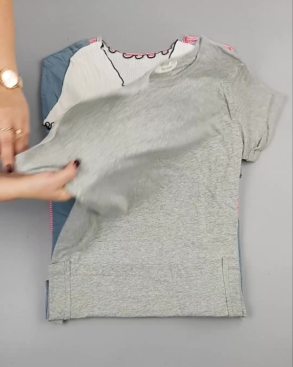 Фотография  523 - Футболки Корея#20 шт, ЛОТ №5068 оптом в Сочи и Краснодарском крае