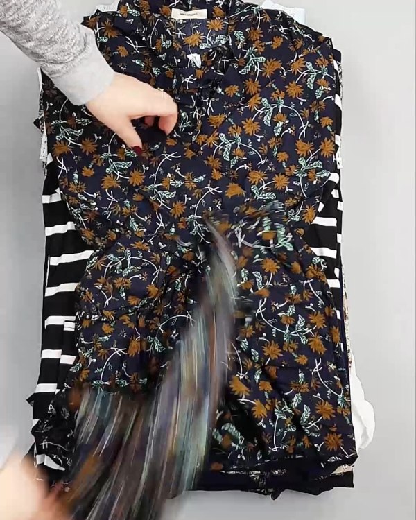 Фотография  883 - Платья Корея#20 шт, ЛОТ №5615 оптом в Сочи и Краснодарском крае