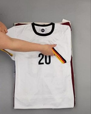 Фотография  310 - Англия СТОК лето#15 кг, ЛОТ №6006 оптом в Сочи и Краснодарском крае