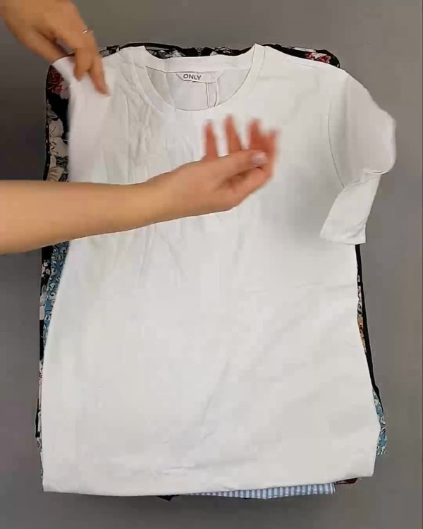 Фотография  775 - BESTSELLER WOMEN Summer mix#15 кг, ЛОТ №6017 оптом в Сочи и Краснодарском крае