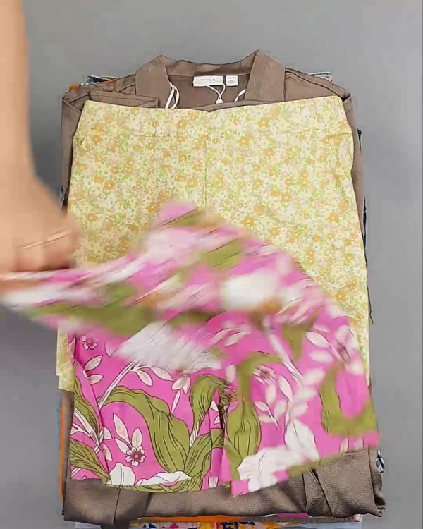 Фотография  118 - BESTSELLER WOMEN Summer mix#15 кг, ЛОТ №6019 оптом в Сочи и Краснодарском крае