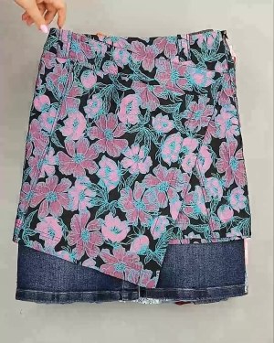 Фотография  987 - Юбки Bestseller 44#5 кг, ЛОТ №6120 оптом в Сочи и Краснодарском крае