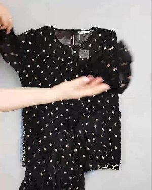 Фотография  304 - DK, Bestseller Summer mix#50 кг, ЛОТ №6186 оптом в Сочи и Краснодарском крае