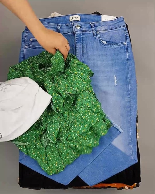 Фотография  957 - DK, Bestseller Summer mix#50 кг, ЛОТ №6186 оптом в Сочи и Краснодарском крае