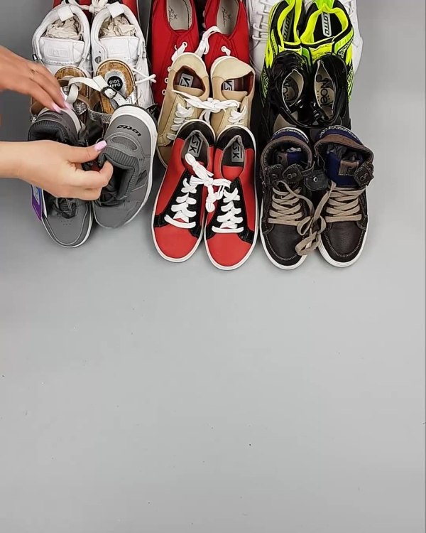 Фотография  321 - Обувь СТОК дети лето#15,7 кг, ЛОТ №6189 оптом в Сочи и Краснодарском крае