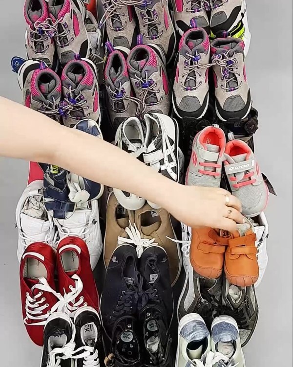 Фотография  968 - Обувь СТОК дети лето#15,7 кг, ЛОТ №6189 оптом в Сочи и Краснодарском крае