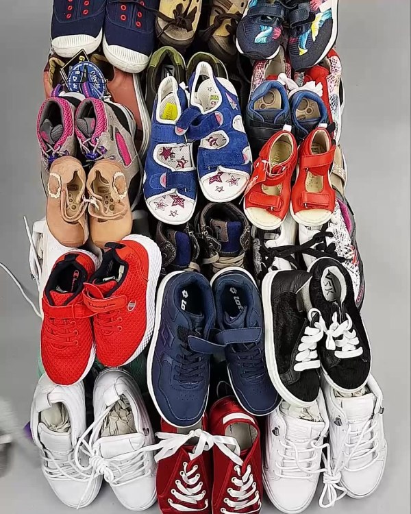 Фотография  751 - Обувь СТОК дети лето#15,4 кг, ЛОТ №6191 оптом в Сочи и Краснодарском крае