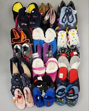 Фотография  897 - Обувь детская СТОК Summer#5,35 кг, ЛОТ №6195 оптом в Сочи и Краснодарском крае