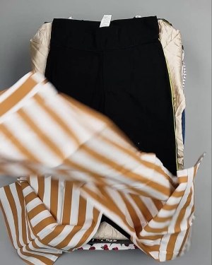 Фотография  510 - CALZEDONIA лето mix#50 шт, ЛОТ №6366 оптом в Сочи и Краснодарском крае