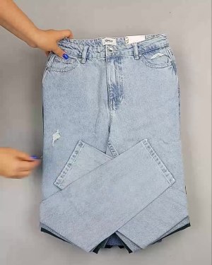 Фотография  830 - Джинсы женские Дания#10 кг, ЛОТ №6765 оптом в Сочи и Краснодарском крае