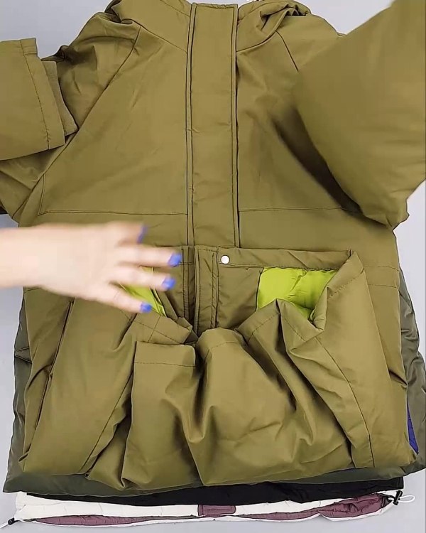 Фотография  884 - Верхняя одежда Дания#10,1 кг ЛОТ №6909 оптом в Сочи и Краснодарском крае