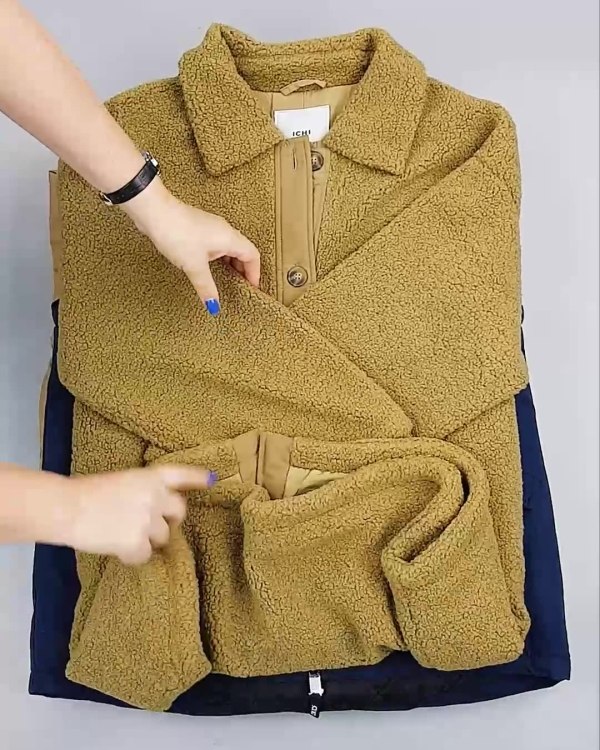 Фотография  711 - Верхняя одежда Дания#10,2 кг ЛОТ №6911 оптом в Сочи и Краснодарском крае