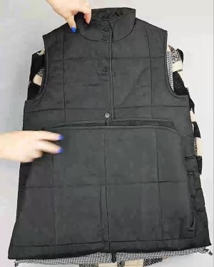 Фотография  944 - Верхняя одежда Дания#10,2 кг ЛОТ №6911 оптом в Сочи и Краснодарском крае