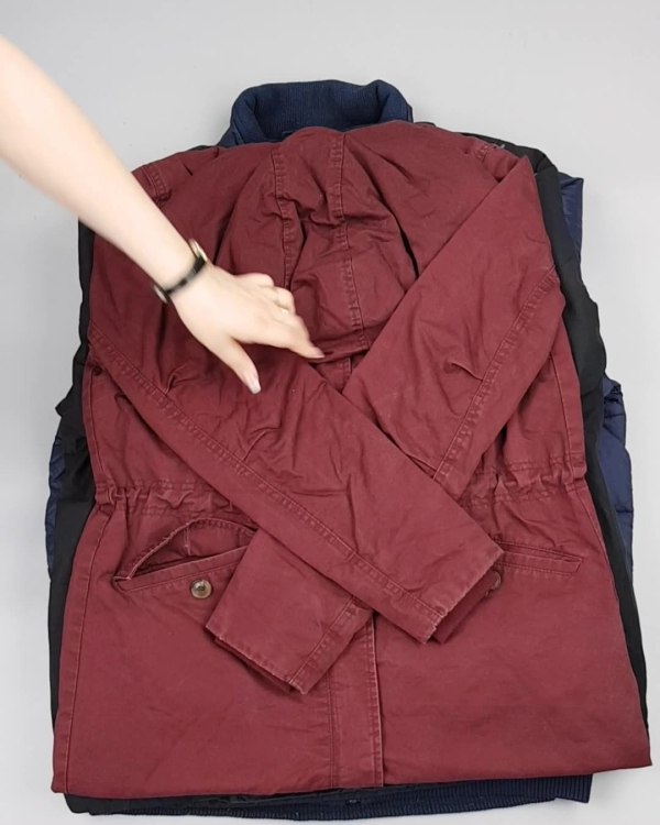 Фотография  952 - Куртки#25 кг оптом в Сочи и Краснодарском крае