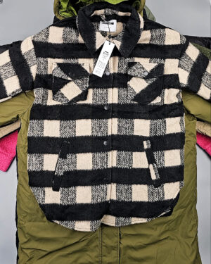 Купить Верхняя одежда BESTSELLER Дания#12 кг, ЛОТ №5189 оптом в Сочи и Краснодарском крае