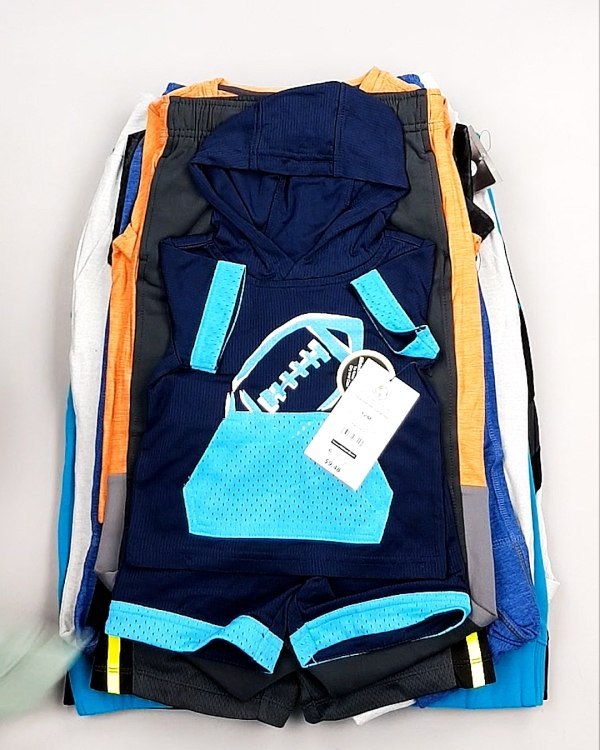 Фотография  465 - Спортивные костюмы дети CAN#6 кг оптом в Сочи и Краснодарском крае