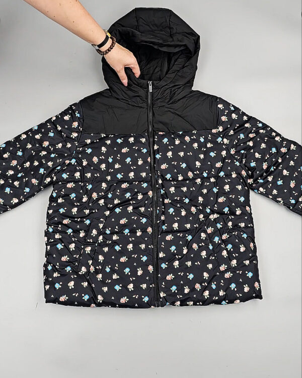 Фотография  554 - Верхняя одежда VILA#10,2 кг, ЛОТ №6825 оптом в Сочи и Краснодарском крае