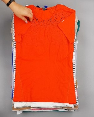 Фотография  940 - Cream Футболки поло женские#25 кг оптом в Сочи и Краснодарском крае