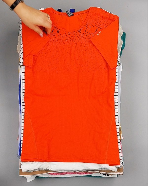 Фотография  322 - Cream Футболки поло женские#25 кг оптом в Сочи и Краснодарском крае