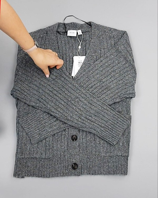Фотография  760 - Кардиганы VILA W 104#7 кг, ЛОТ №7155 оптом в Сочи и Краснодарском крае
