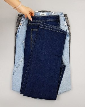 Фотография  964 - Джинсы WRANGLER м/ж#8,1 кг, ЛОТ №7011 оптом в Сочи и Краснодарском крае