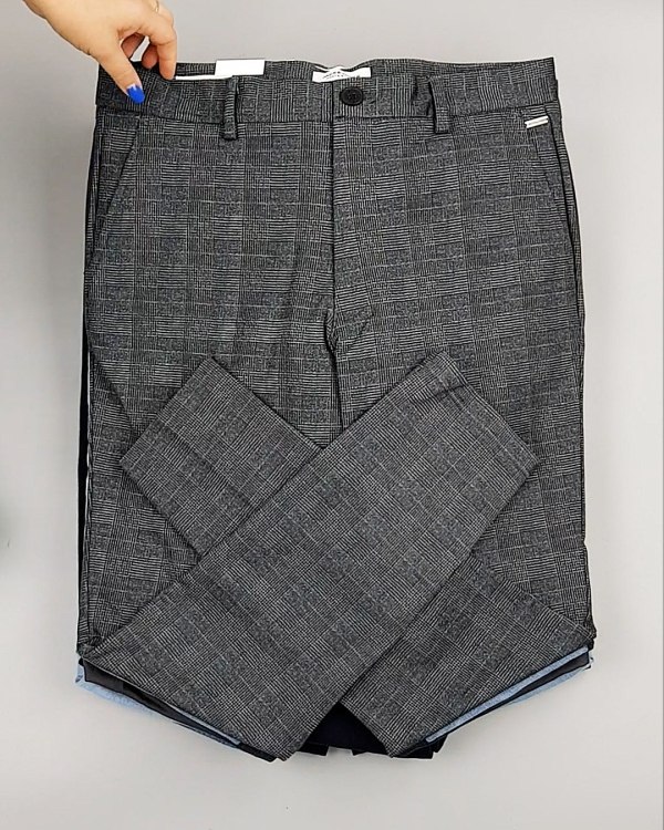 Фотография  490 - Брюки + джинсы JACK JONES 094#10 кг, ЛОТ №6963 оптом в Сочи и Краснодарском крае