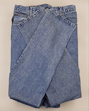 Купить Джинсы CALVIN KLEIN муж #7,6 кг, ЛОТ №7021 оптом в Сочи и Краснодарском крае