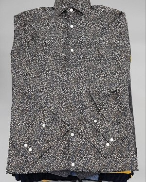 Купить JACK JONES men mix 104#18 кг, ЛОТ №7043 оптом в Сочи и Краснодарском крае