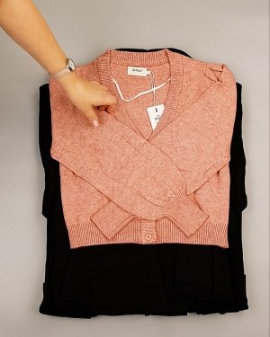 Фотография  616 - ONLY Winter mix 104#15 кг, ЛОТ №7182 оптом в Сочи и Краснодарском крае