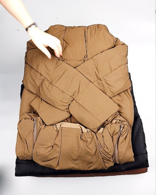 Фотография  396 - Верхняя одежда BESTSELLER Дания 104#10 кг, ЛОТ №7267 оптом в Сочи и Краснодарском крае