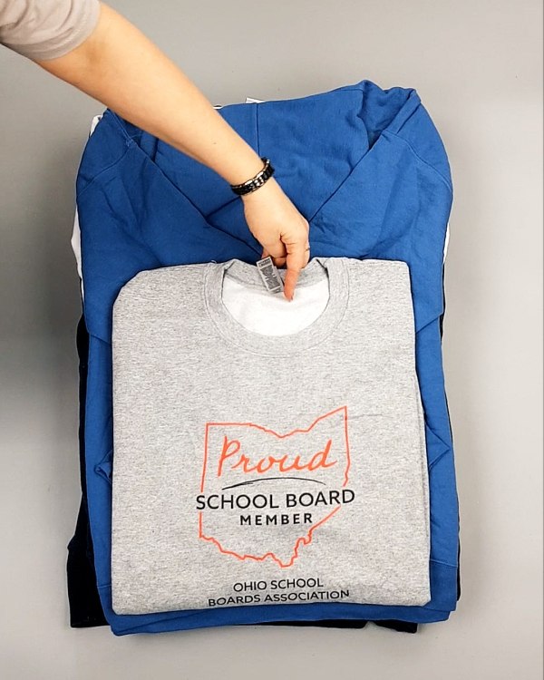 Фотография  914 - Толстовки м/ж (Sweat Tops)#20 кг, ЛОТ №7434 оптом в Сочи и Краснодарском крае