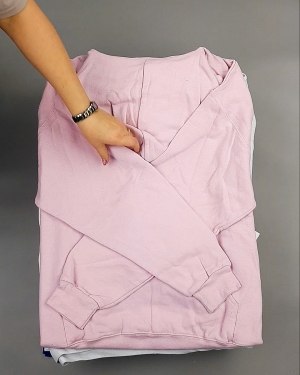 Фотография  837 - Толстовки м/ж (Sweat Tops)#20 кг, ЛОТ №7435 оптом в Сочи и Краснодарском крае