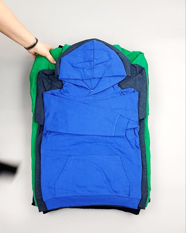 Фотография  413 - Толстовки м/ж (Sweat Tops)#20 кг, ЛОТ №7431 оптом в Сочи и Краснодарском крае