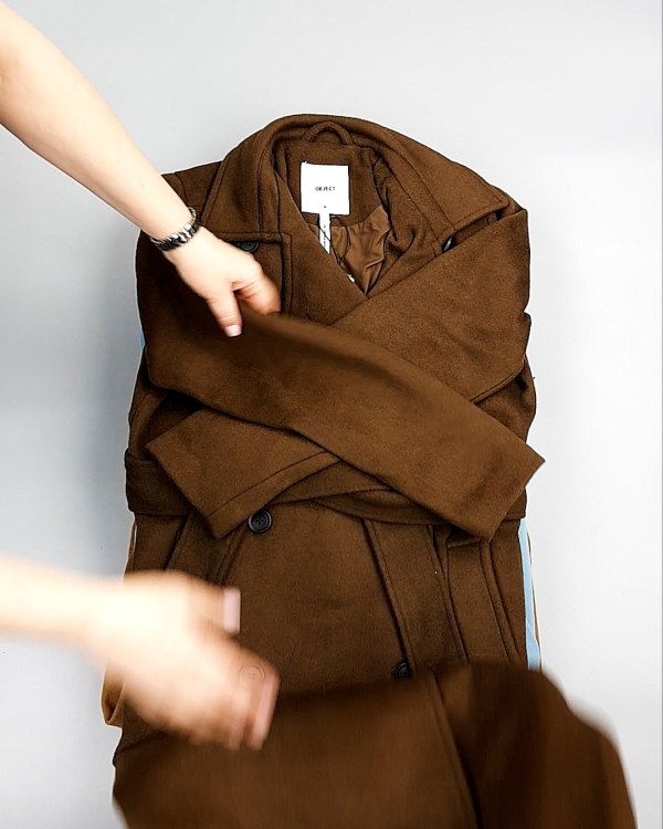 Фотография  868 - Пальто Bestseller 104#10,5 кг, ЛОТ №7559 оптом в Сочи и Краснодарском крае