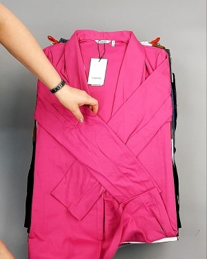 Фотография  863 - Bestseller Summer mix 104#15 кг, ЛОТ №7494 оптом в Сочи и Краснодарском крае