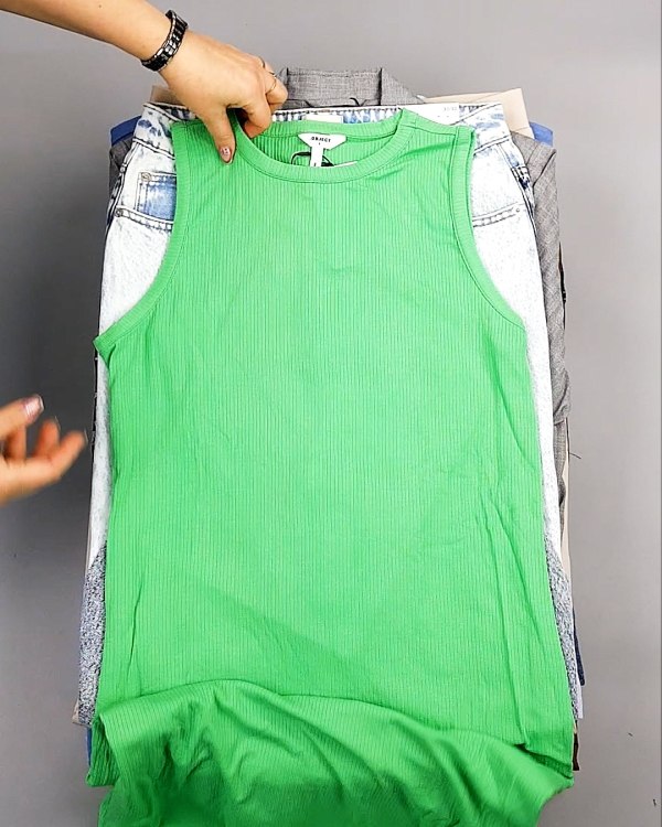 Фотография  818 - Bestseller Summer mix 104#15 кг, ЛОТ №7491 оптом в Сочи и Краснодарском крае