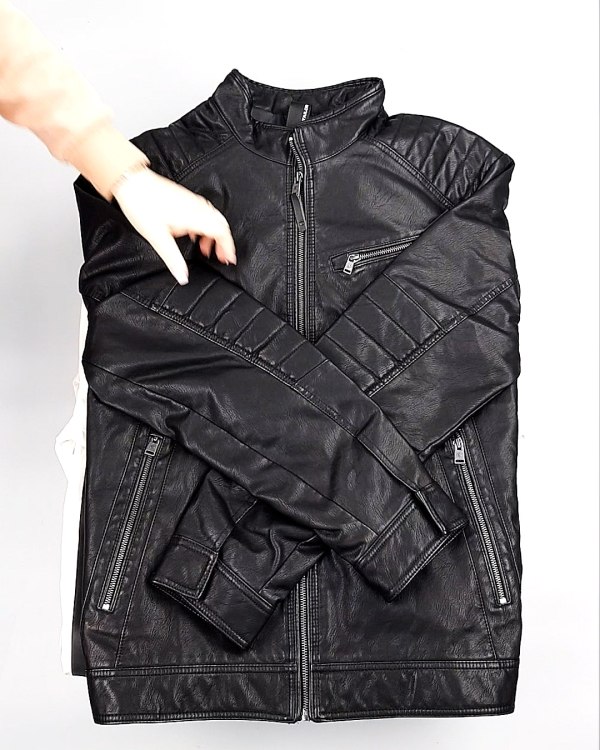 Фотография  512 - Верхняя одежда весна TOM TAILOR 124#7,1 кг, ЛОТ №7580 оптом в Сочи и Краснодарском крае