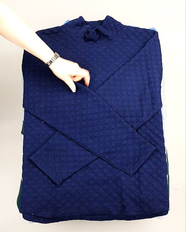 Фотография  938 - SWEATSHIRT CAN 084#10 кг, ЛОТ №7617 оптом в Сочи и Краснодарском крае