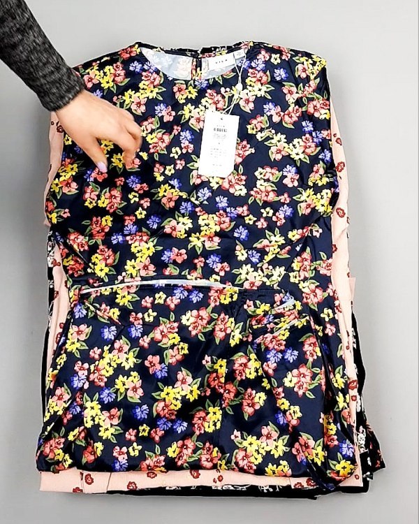 Фотография  640 - Платья VILA Summer 104#5 кг, ЛОТ №7833 оптом в Сочи и Краснодарском крае