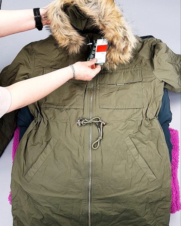 Фотография  828 - Верхняя одежда м/ж C&A 025#10 кг оптом в Сочи и Краснодарском крае