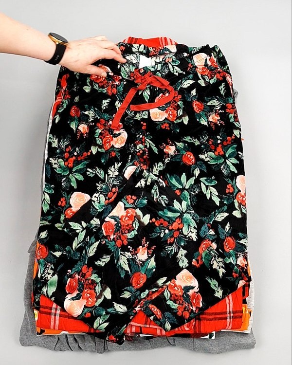 Фотография  210 - Домашняя одежда м/ж AMAZON 015#7 кг, ЛОТ №7782 оптом в Сочи и Краснодарском крае