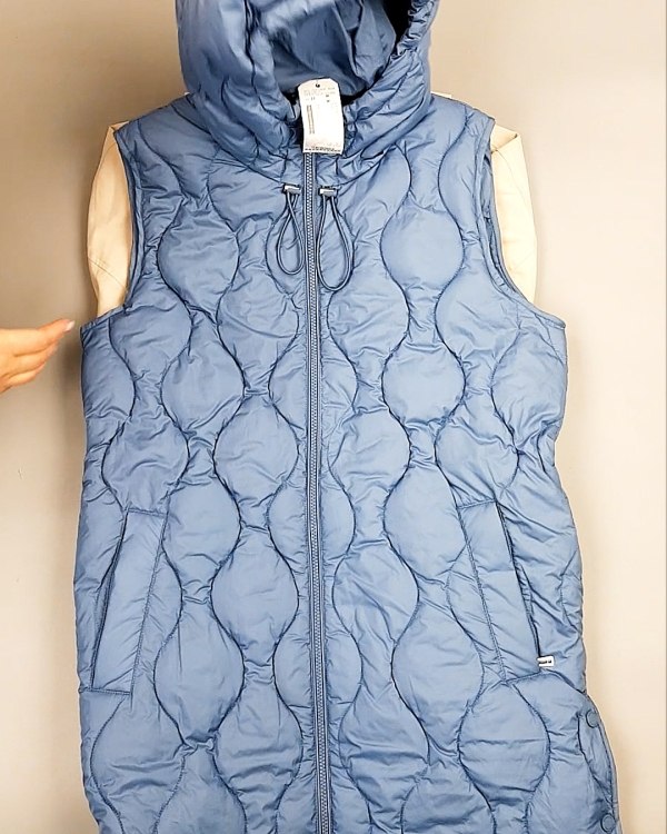 Фотография  336 - Верхняя одежда весна TOM TAILOR 124#7,8 кг, ЛОТ №7581 оптом в Сочи и Краснодарском крае