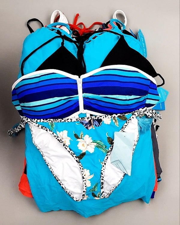 Фотография  139 - Купальники СТОК CAN 124#5 кг, ЛОТ №7690 оптом в Сочи и Краснодарском крае