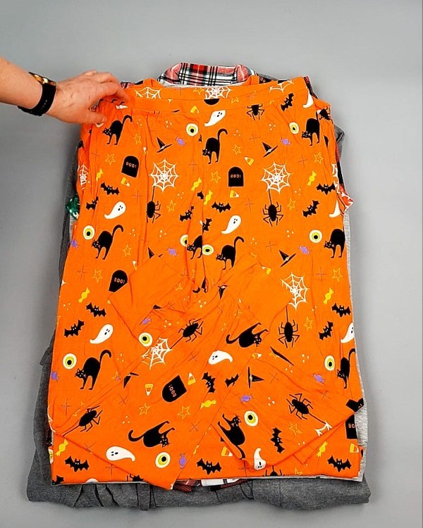 Фотография  240 - Домашняя одежда м/ж AMAZON 015#7 кг, ЛОТ №7782 оптом в Сочи и Краснодарском крае